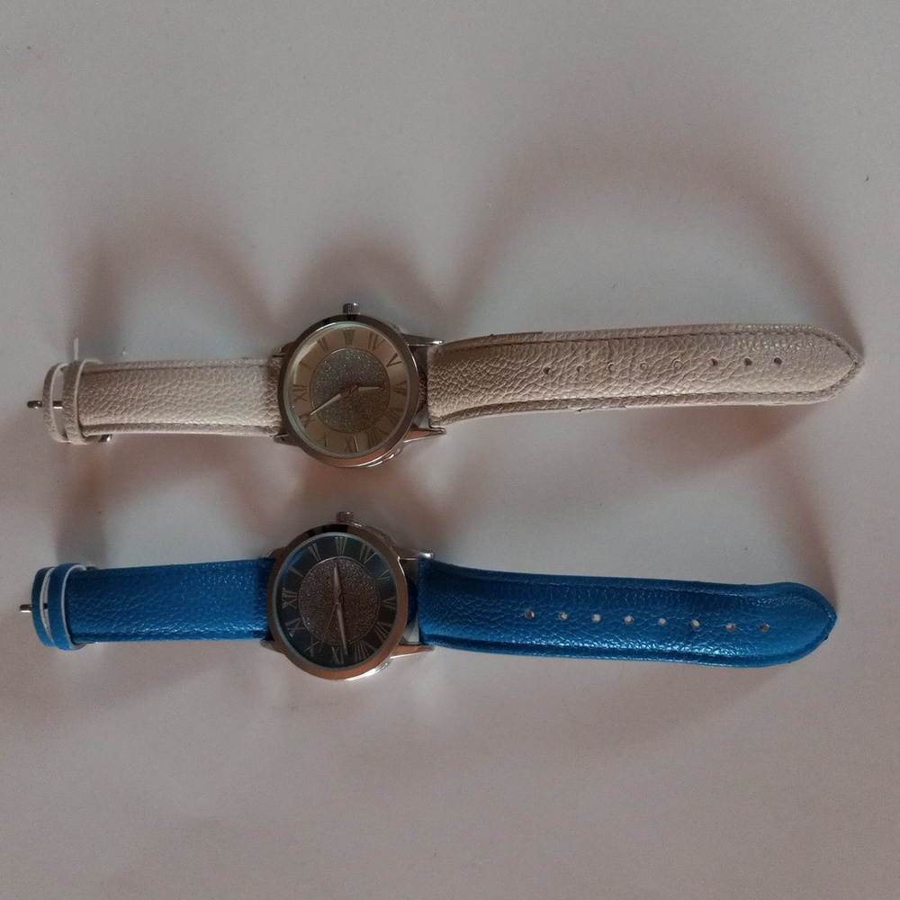 2 Manhattan by Croton Women's  Watches.